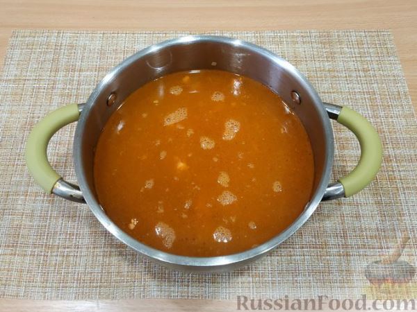 Чечевичный суп с фаршем и овощами