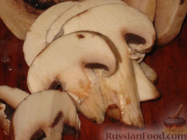 Похлебка гороховая с грибами